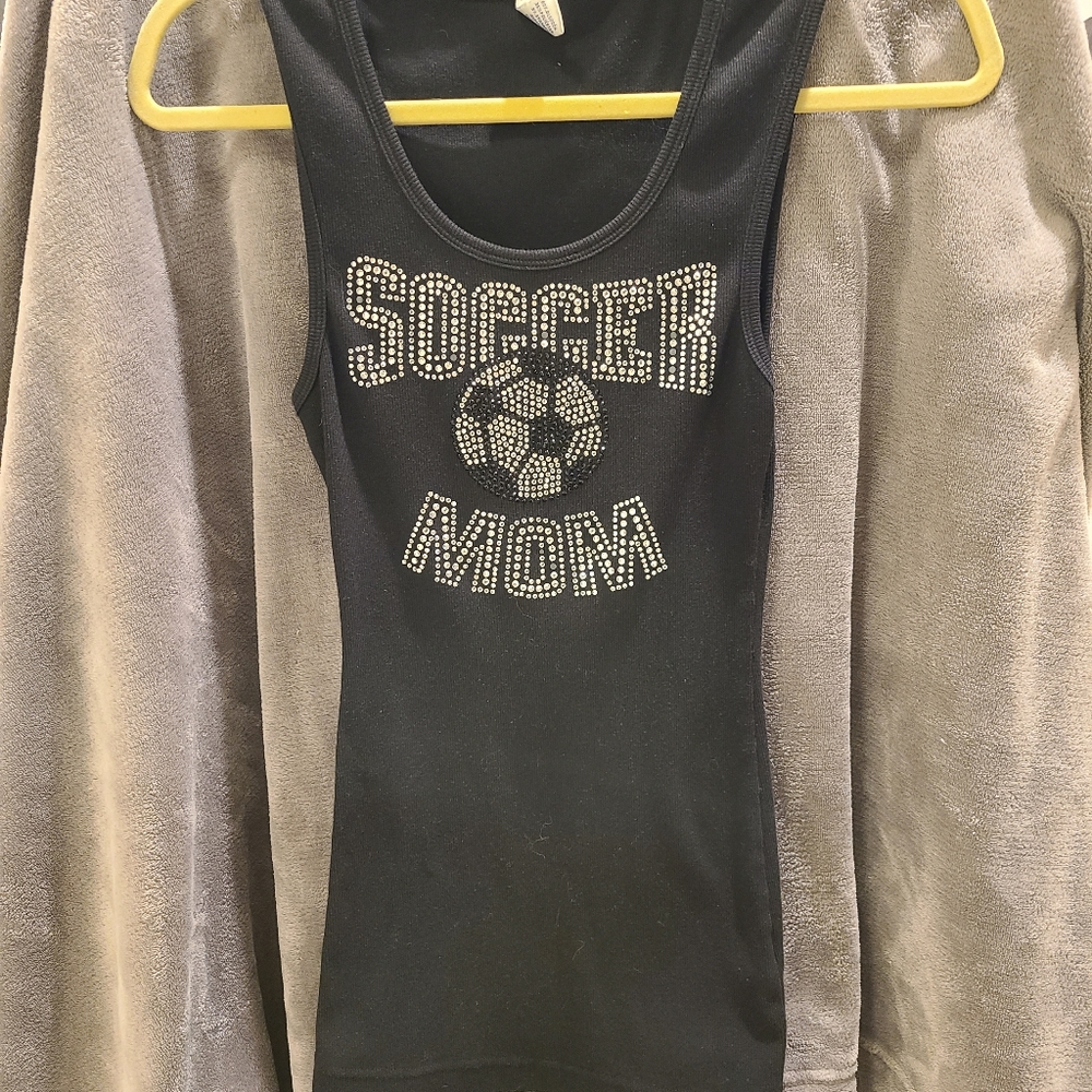 Kavio SOCCER ⚽️ MOM bedazzled ribbed tank top (M)